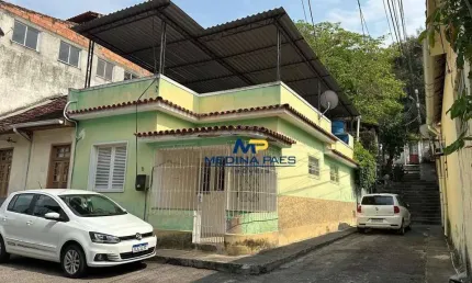 Casa com 2 dormitórios à venda, 216 m² por R$ 300.000 - Fonseca - Niterói/RJ