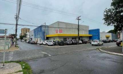Galpão medindo 700m² para aluguel no Centro - Teresina/Pi