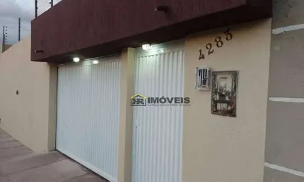 Casa Residencial- à Venda no Recanto das Palmeiras - 03 Quartos, sendo 02 Suítes