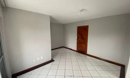 Apartamento com 2 quartos para alugar na Rua Brasilpinho, Kobrasol, São José