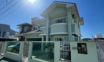 Casa para alugar no bairro Pedra Branca - Palhoça/SC