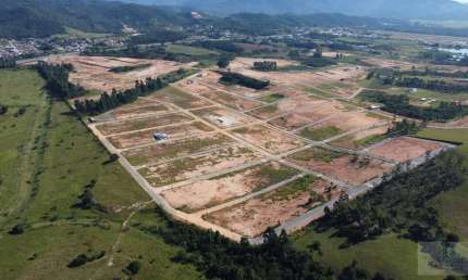 Terreno em Loteamento na Nova Governador Celso Ramos - SC