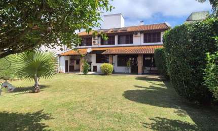 Casa com 3 quartos à venda no Córrego Grande, Florianópolis 
