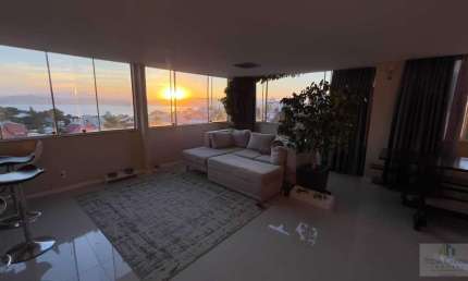 Cobertura linear com 4 dormitórios, vista sensacional à venda, 234 m² - Abraão - Florianópolis/SC