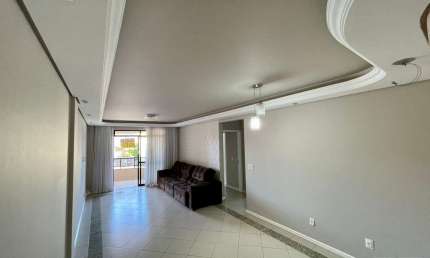 Apartamento com 3 quartos para alugar na Rua Professor João José Cabral, Balneário, Florianópolis