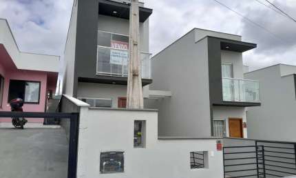 Casa com 2 quartos para alugar na Rua Acelino Pereira, Potecas, São José