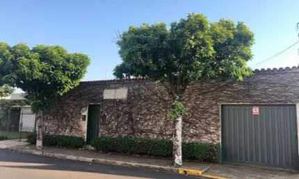 Casa com 3 quartos à venda no Centro, Ribeirão Preto 