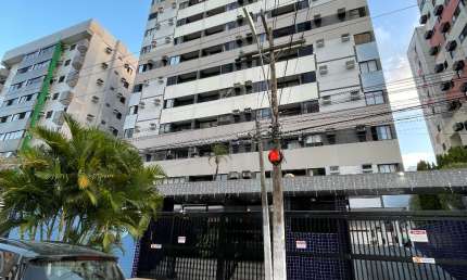 Vendo apartamento 03 quartos sendo um suíte, 60m2 - Ponta Verde