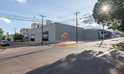 Barracão para alugar, 300 m² por R$ 8.500/mês - Vila Casone - Londrina/PR