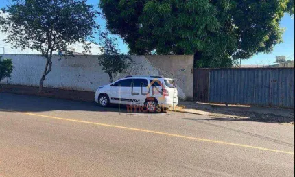 Barracão para locação na Rua Tietê, 700 m² por R$ 19.000/mês - Jardim Tabapuã - Londrina/PR