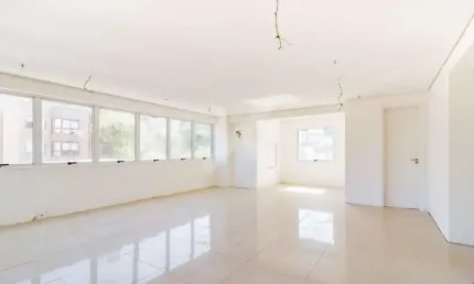 Sala comercial à venda na rua eudoro berlink, 646, auxiliadora, porto alegre por r$ 450.000