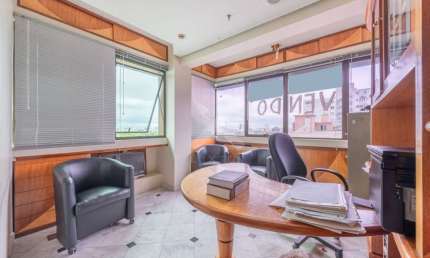 Sala comercial à venda na Rua General João Telles, 524, Bom Fim, Porto Alegre por R$ 295.000