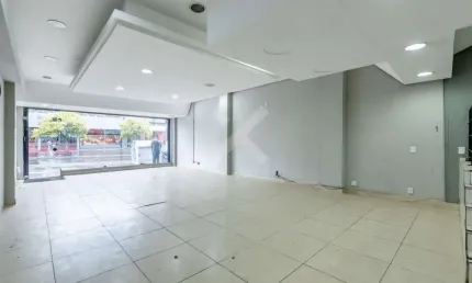 Prédio para alugar na Avenida Independência, 380, Independência, Porto Alegre por R$ 13.000