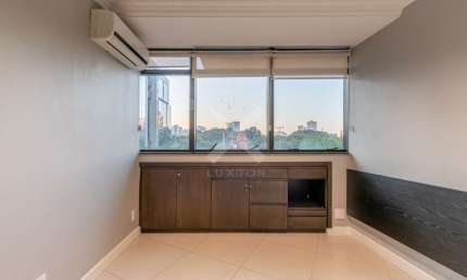 Sala comercial à venda na Rua Dona Laura, 471, Moinhos de Vento, Porto Alegre por R$ 290.000