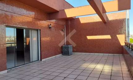 Sala comercial para alugar na Avenida Pernambuco, 1519, Navegantes, Porto Alegre por R$ 8.365