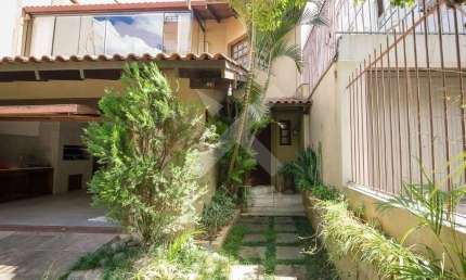 Casa com 4 quartos à venda na Rua Coronel Paulino Teixeira, 327, Rio Branco, Porto Alegre por R$ 1.600.000