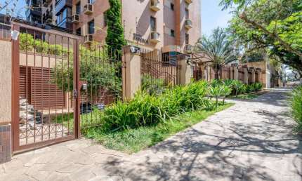 Apartamento com 4 quartos à venda na Rua General Couto de Magalhães, 1384, Higienópolis, Porto Alegre por R$ 2.100.000