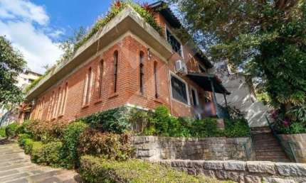 Casa com 4 quartos para alugar na Rua Amélia Teles, 215, Petrópolis, Porto Alegre por R$ 9.500