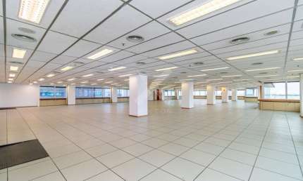 Sala comercial para alugar na Avenida Dolores Alcaraz Caldas, 90, Praia de Belas, Porto Alegre por R$ 42.750