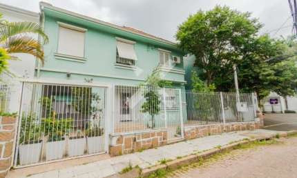 Casa com 3 quartos à venda na Rua Xavier Ferreira, 113, Moinhos de Vento, Porto Alegre por R$ 1.000.000