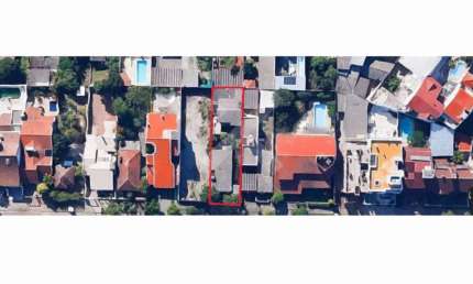 Terreno à venda na Rua Miracema, 294, Chácara das Pedras, Porto Alegre por R$ 800.000