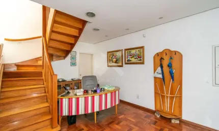 Casa comercial à venda na Rua Washington Luiz, 342, Centro Histórico, Porto Alegre por R$ 950.000