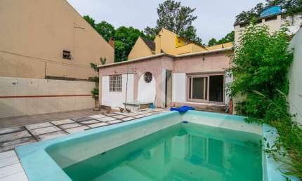 Casa com 4 quartos para alugar na Rua Laranjeiras, 117, Ipanema, Porto Alegre por R$ 6.500