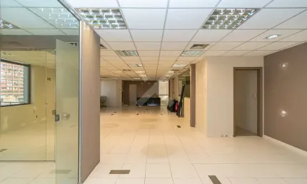 Sala comercial para alugar na Conceição, 195, Centro, Porto Alegre por R$ 7.200