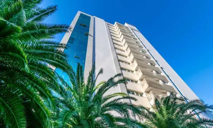 Apartamento com 3 quartos à venda na Alameda Emílio de Menezes, 140, Três Figueiras, Porto Alegre por R$ 3.800.000