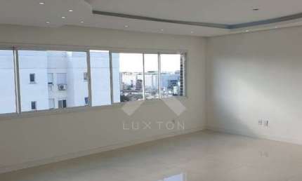 Apartamento com 2 quartos à venda na Rua Acélio Daudt, 30, Passo da Areia, Porto Alegre por R$ 1.350.000