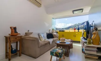 Apartamento com 3 quartos à venda na Rua Irmão Norberto Francisco Rauch, 700, Jardim Carvalho, Porto Alegre por R$ 570.000