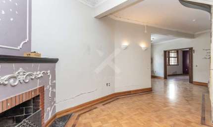 Casa comercial para alugar na Travessa Comendador Batista, 5, Cidade Baixa, Porto Alegre por R$ 7.500