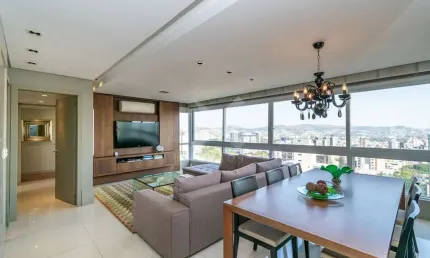 Apartamento com 2 quartos à venda na avenida iguassu, 550, petrópolis, porto alegre por r$ 1.690.000