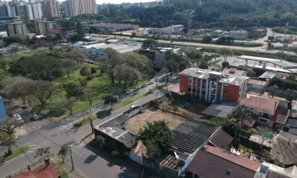 Terreno comercial para alugar na Rua Capitão Pedro Werlang, 352, Partenon, Porto Alegre por R$ 8.000