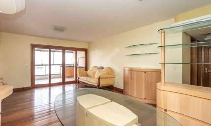 Apartamento com 3 quartos à venda na Rua Engenheiro Veríssimo de Matos, 15, Bela Vista, Porto Alegre por R$ 2.250.000