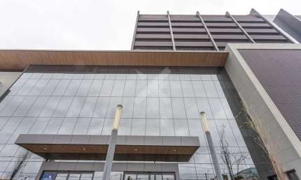 Sala comercial para alugar na Rua Coronel Aparício Borges, 250, Teresópolis, Porto Alegre por R$ 2.000