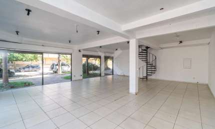 Ponto comercial para alugar na Avenida Cairu, 1034, Navegantes, Porto Alegre por R$ 5.900
