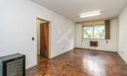 Apartamento com 3 quartos à venda na Rua Coronel Genuino, 433, Centro Histórico, Porto Alegre por R$ 520.000