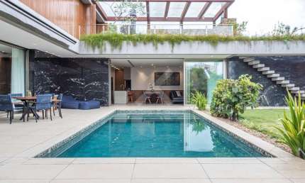 Casa com 4 quartos à venda na Rua Doutor Barbosa Gonçalves, 480, Chácara das Pedras, Porto Alegre por R$ 18.000.000