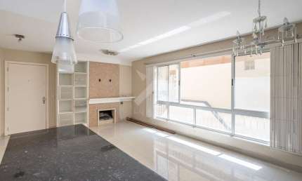 Apartamento com 3 quartos à venda na Rua Dona Ondina, 73, Menino Deus, Porto Alegre por R$ 650.000