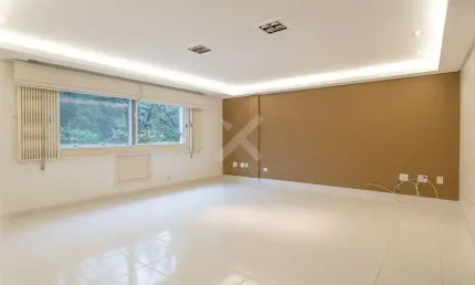 Apartamento com 3 quartos à venda na Avenida José Bonifácio, 61, Farroupilha, Porto Alegre por R$ 890.000