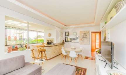 Apartamento com 2 quartos à venda na Rua Casemiro de Abreu, 1785, Bela Vista, Porto Alegre por R$ 760.000