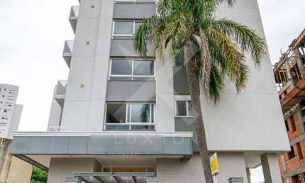Apartamento com 3 quartos para alugar na Rua Padre Alois Kades S J, 500, Jardim Europa, Porto Alegre por R$ 5.000