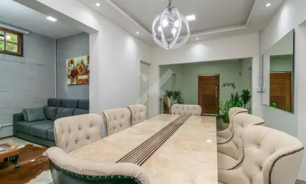 Casa com 4 quartos para alugar na rua pedro pereira de souza, 135, partenon, porto alegre por r$ 6.600