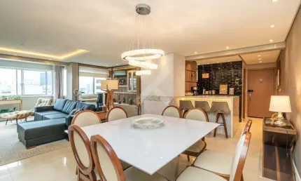 Apartamento com 3 quartos à venda na Rua Araruama, 805, Vila Jardim, Porto Alegre por R$ 1.990.000