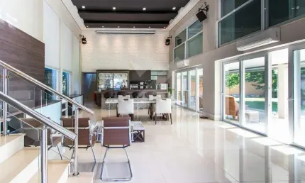 Casa em condomínio fechado com 5 quartos para alugar na Avenida Juca Batista, 8000, Belém Novo, Porto Alegre por R$ 70.000