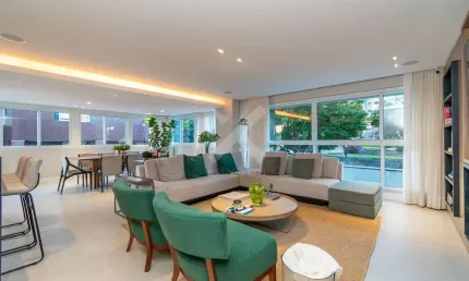 Apartamento com 3 quartos à venda na Rua Ferreira Viana, 279, Petrópolis, Porto Alegre por R$ 2.800.000