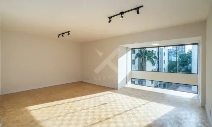 Apartamento com 3 quartos à venda na Avenida Iguassu, 685, Petrópolis, Porto Alegre por R$ 980.000
