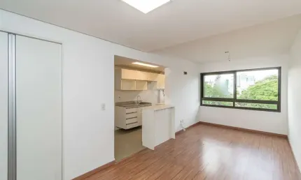 Apartamento com 2 quartos para alugar na Praça Doutor Gastão Santos, 38, Passo da Areia, Porto Alegre por R$ 3.500