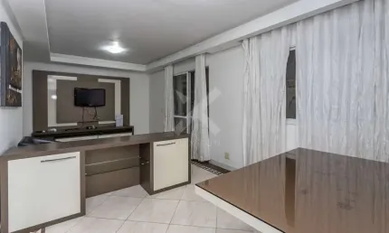 Casa em condomínio fechado com 3 quartos para alugar na Avenida Willy Eugênio Fleck, 1500, Sarandi, Porto Alegre por R$ 6.000